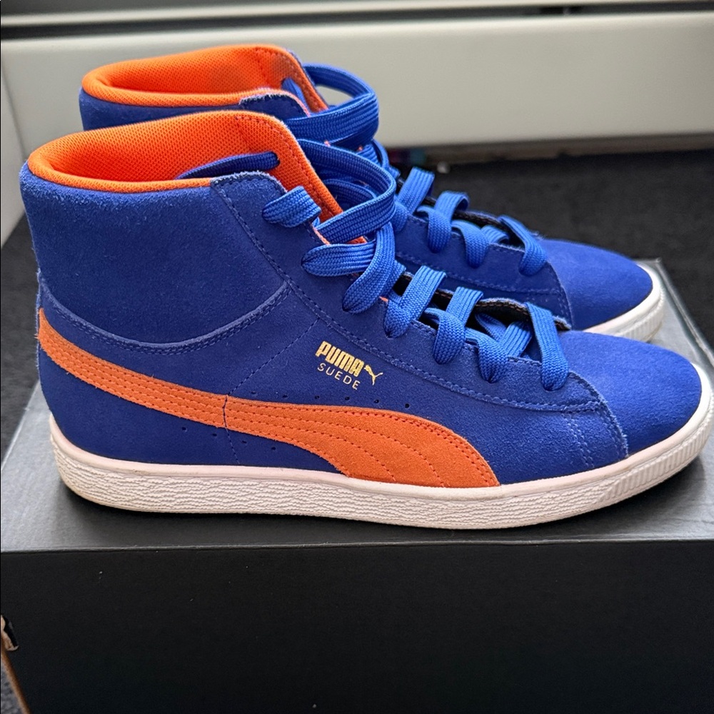 Puma High-Top Sneakers in Blue and Orange